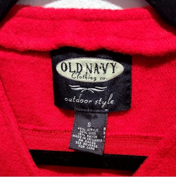 Old Navy Vintage Red Crop Vest Small - Picture 6 of 7